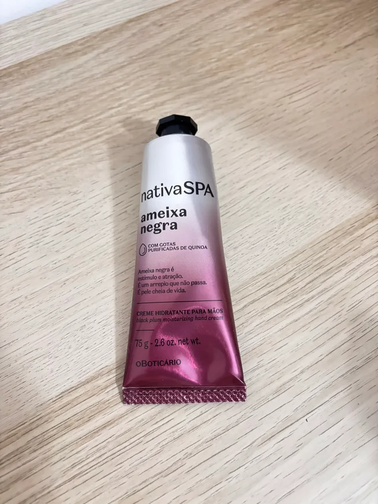 Creme de mãos ameixa negra