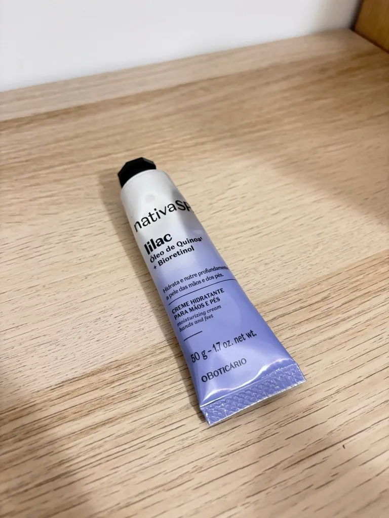 Creme hidratante para mãos e pés lilac