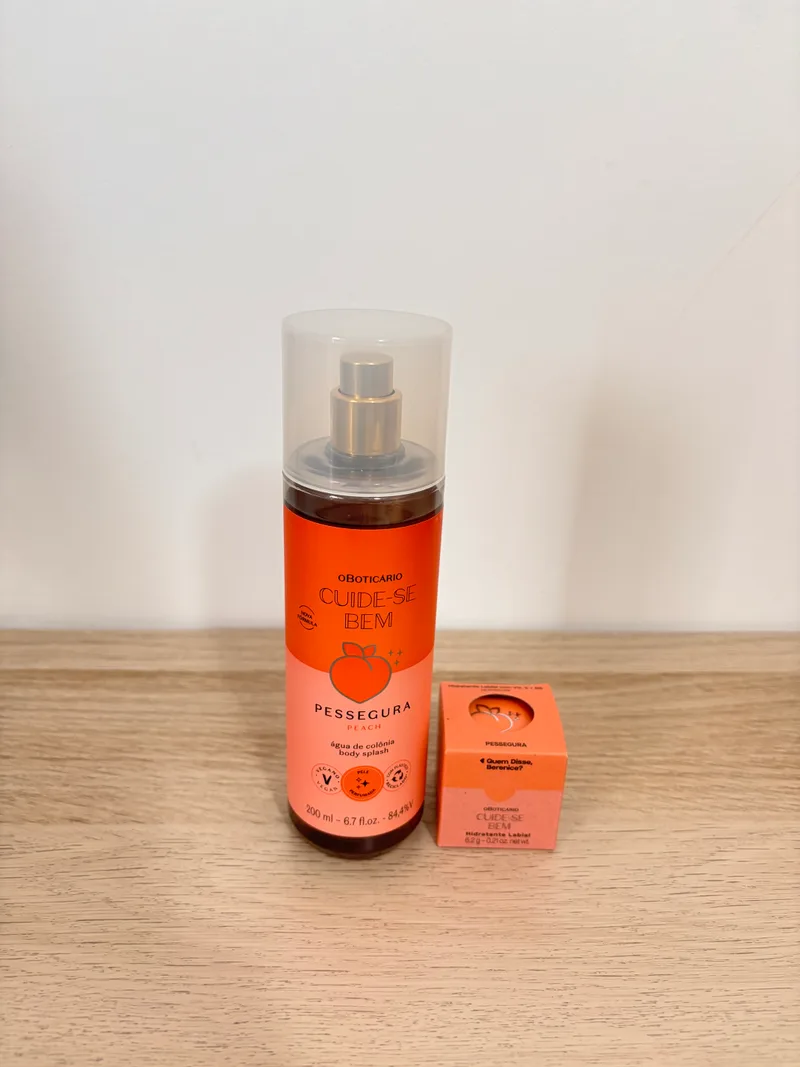 Kit Cuide-se Bem Body Splash+ hidratante labial Pessegura