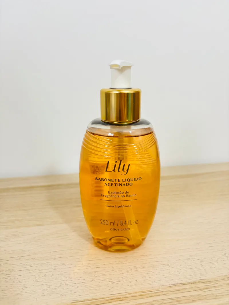 Sabonete Líquido Acetinado Lily 250ml