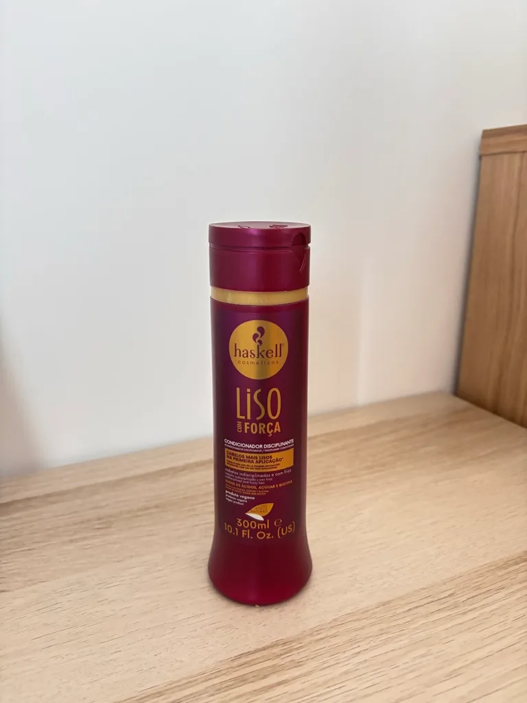 Liso com força Condicionador