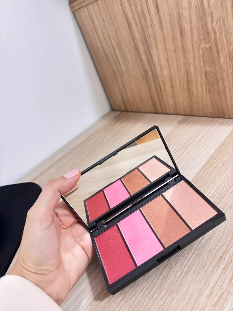 Paleta de maquilhagem to no glow