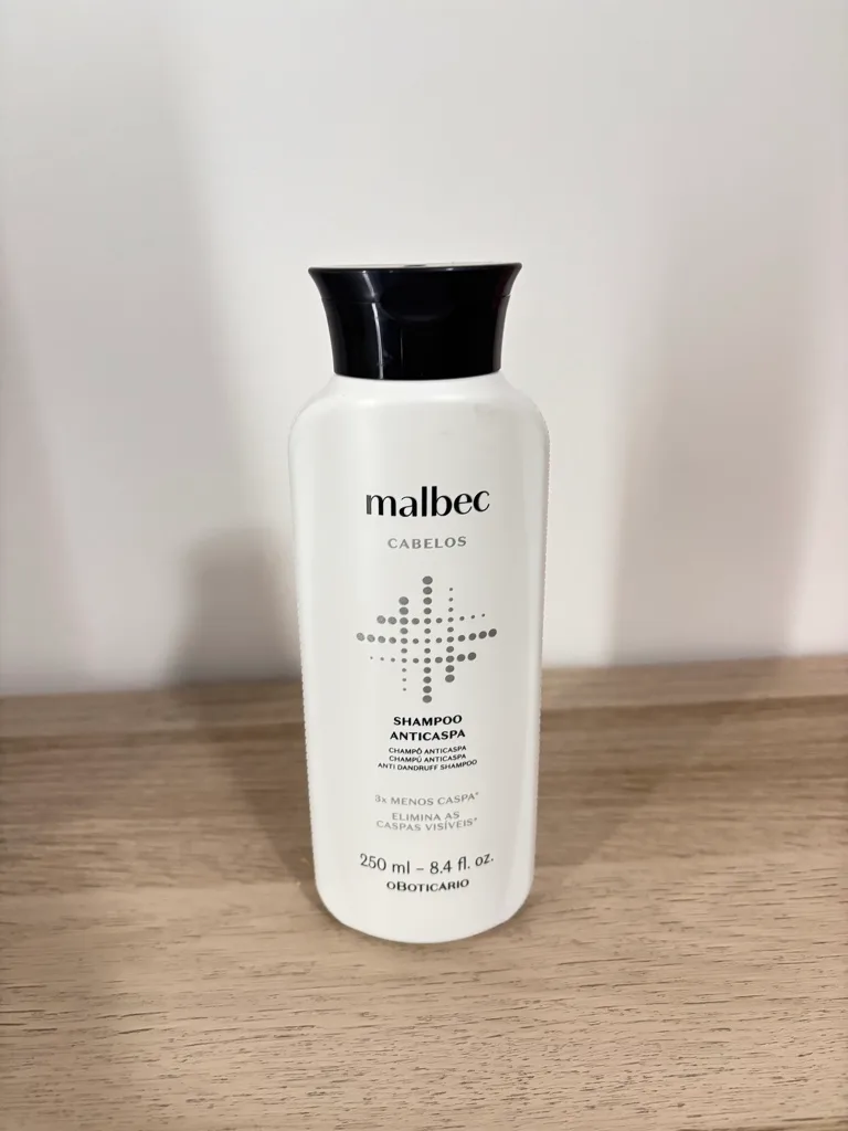 Shampoo anticaspa Malbec